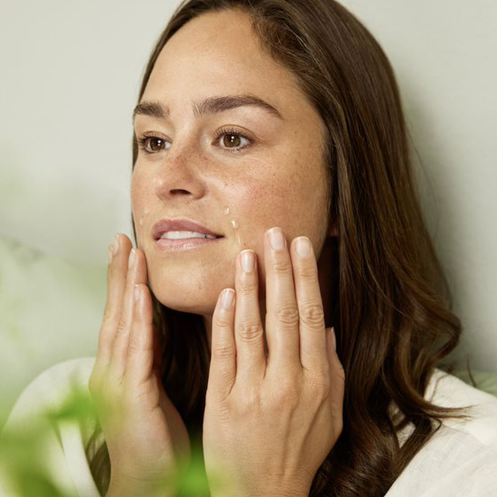 Weleda Straffendes Gesichtsserum Granatapfel & Maca-Peptide 30 ml