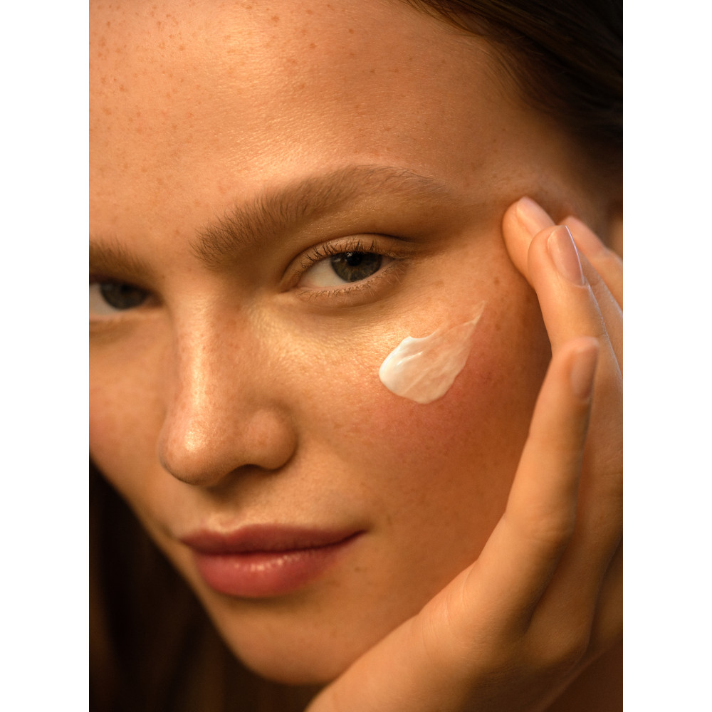 WELEDA Skin Food Nährende Nachtpflege Regeneration & Stärkung 40 ml Nachtcreme