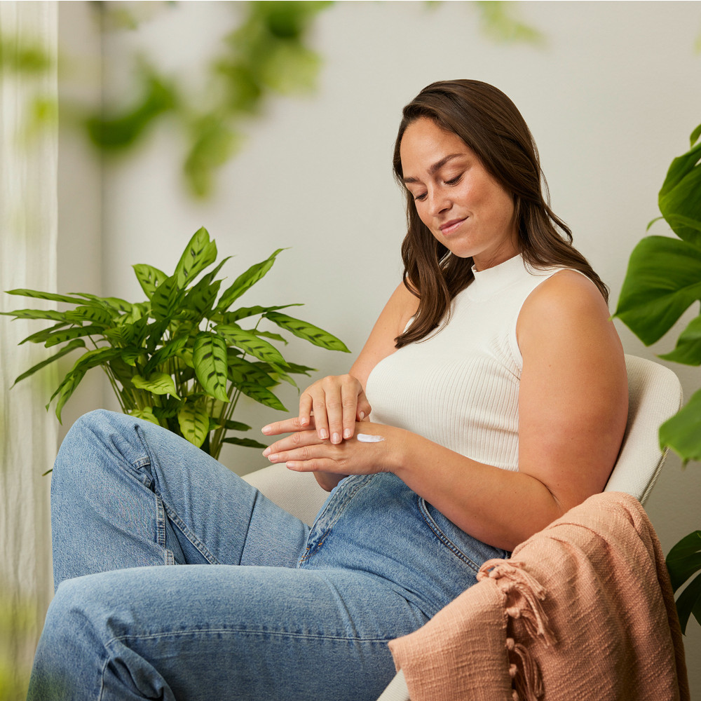 WELEDA Intensiv Handcreme GRANATAPFEL 50 ml Creme